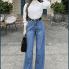 Quần Jeans Nữ Ống Suông Cạp Thường - Q&C Fashion 12 Sơ mi trắng + quần jeans xanh cổ điển