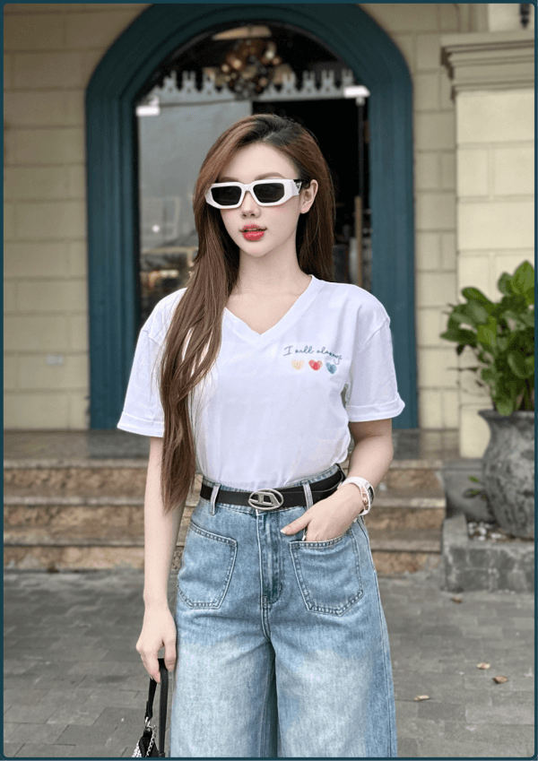 Áo Thun Nữ Cộc Tay Cổ Tim In Hình Trước - Q&C fashion - Hình ảnh 2