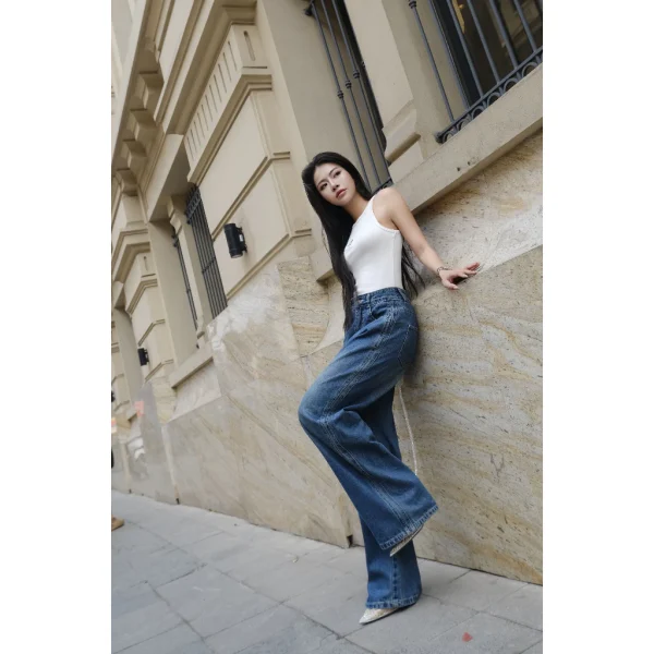 Quần Jeans Nữ Ống Suông Dáng Đứng Q&C Fashion - Hình ảnh 2