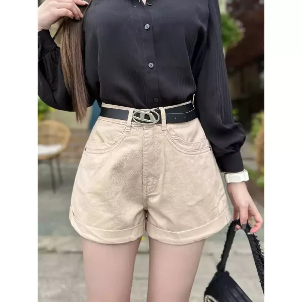 Quần Short Nữ Jean Cá Tính Trang Trí Cá Miệng Túi - Q&C Fashion - Hình ảnh 4
