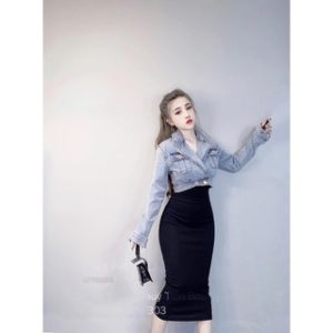 Nữ tính với đầm body hoặc váy maxi