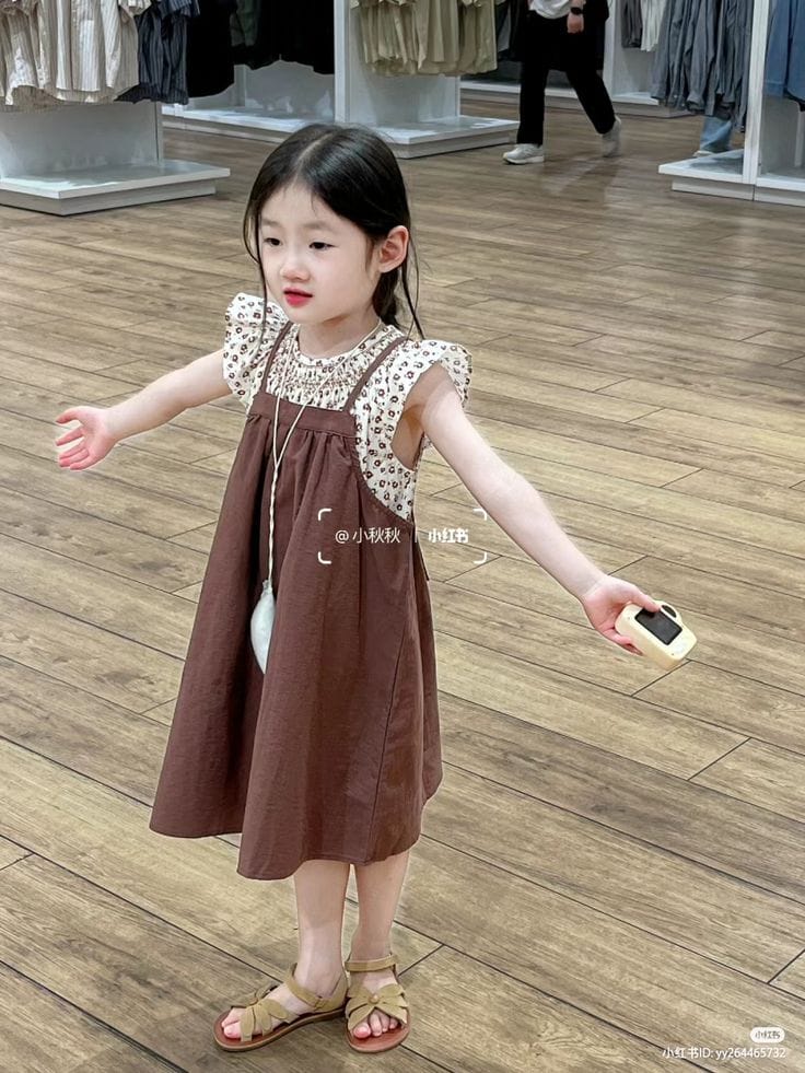 Váy maxi cho bé gái Phân loại, lựa chọn và mẹo mua sắm phù hợp