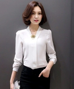 Các kiểu áo sơ mi nữ tay lỡ đẹp mùa hè 2025